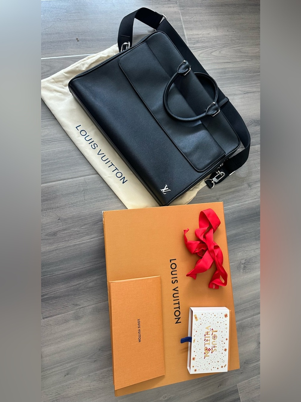 Louis Vuitton Men’s Black Leather Briefcase